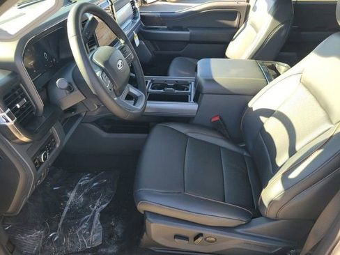 New 2026 Ford F250 Lariat w/ Lariat Premium Package image 7