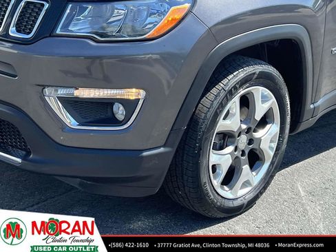 Used 2021 Jeep Compass Limited w/ Sun and Sound Group image 8