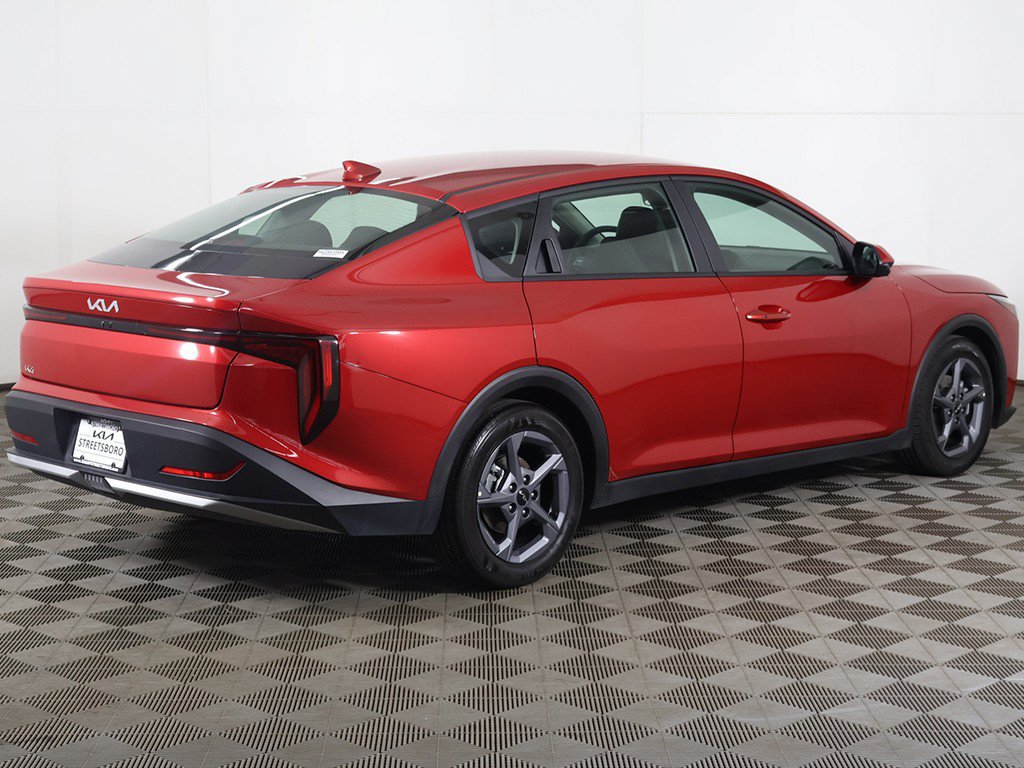 Used 2025 Kia K4 FWD image 9