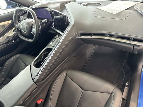 Used 2023 Chevrolet Corvette Stingray Preferred Cpe w/ Z51 Performance Package RWD image 25