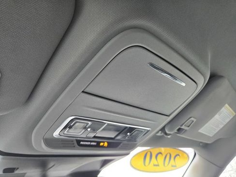 Used 2020 Lincoln Corsair FWD image 17