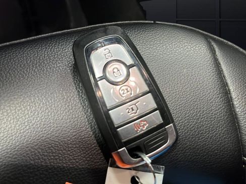 Used 2024 Ford Edge SEL w/ Convenience Package AWD/4WD image 34