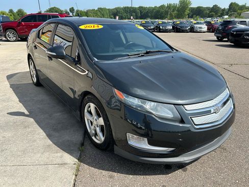 Used 2014 Chevrolet Volt FWD image 3