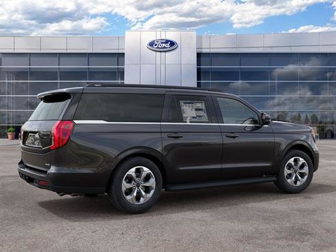 New 2027 Ford Expedition Max Active AWD/4WD image 6