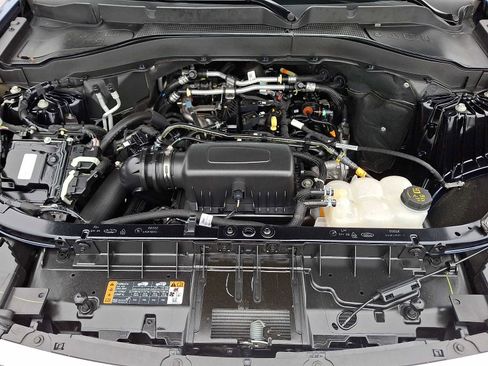 Certified 2023 Ford Explorer XLT w/ Equipment Group 202A image 27