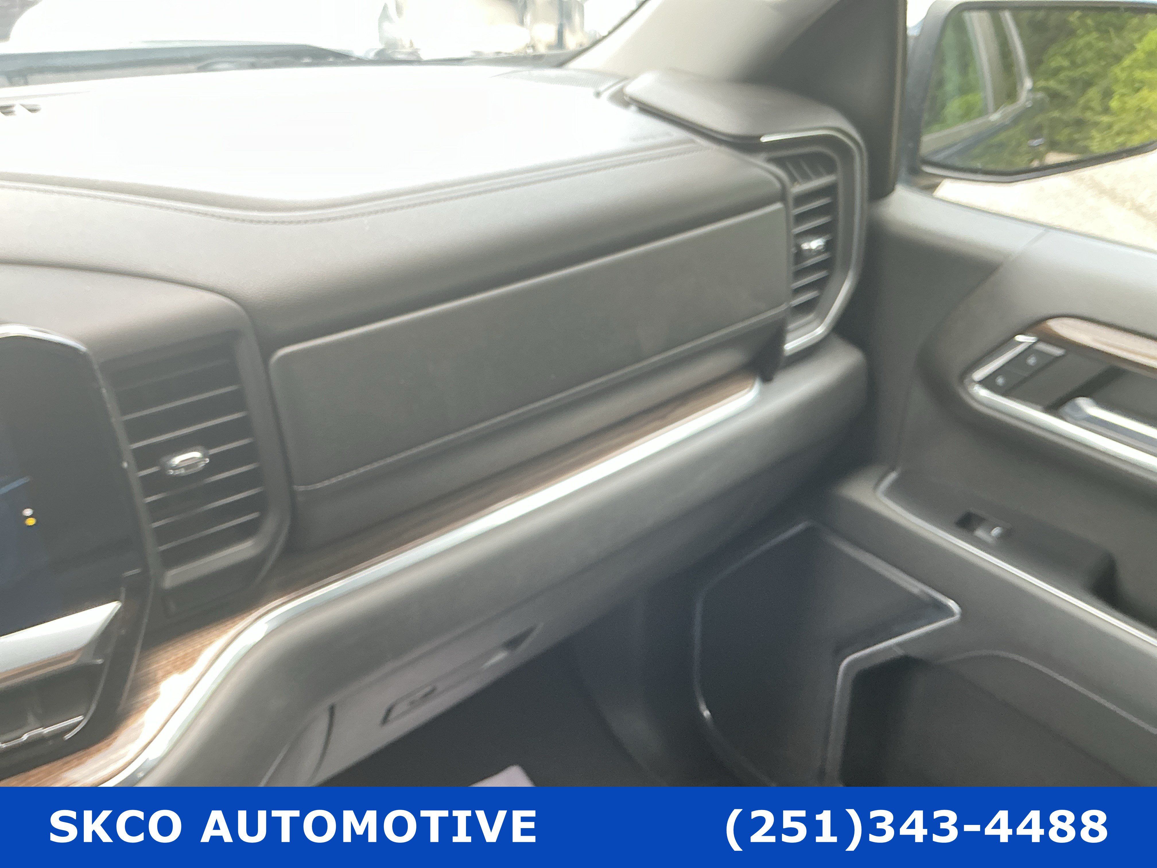 Used 2023 Chevrolet Silverado 1500 LT AWD/4WD image 24