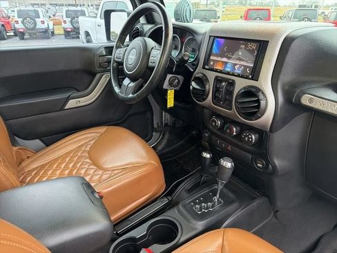 Used 2015 Jeep Wrangler Unlimited Sport w/ Quick Order Package 24S AWD/4WD image 39
