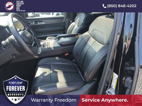Used 2024 Jeep Grand Wagoneer L 4WD image 11