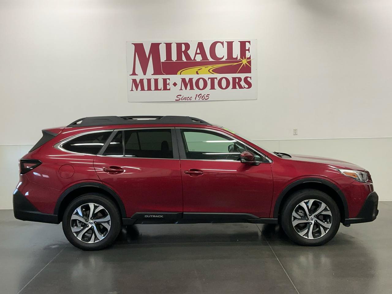 Used 2022 Subaru Outback Limited AWD/4WD image 5