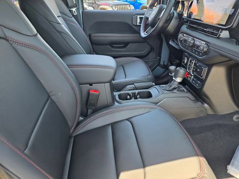 New 2026 Jeep Wrangler Unlimited Rubicon 392 w/ Quick Order Package 27X Moab AWD/4WD image 13