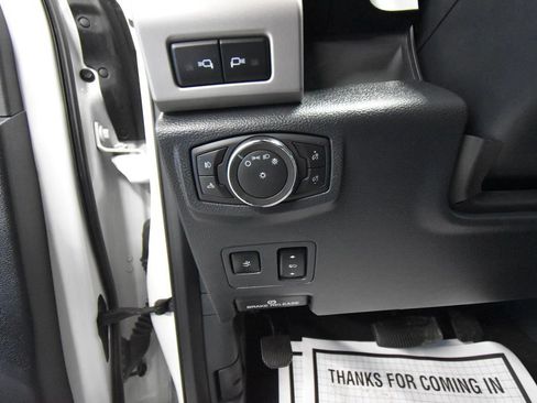 Used 2022 Ford F350 Lariat w/ Lariat Ultimate Package AWD/4WD image 10