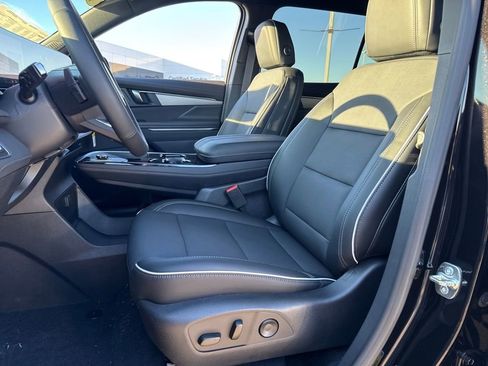 New 2026 Buick Enclave Preferred w/ Power Package image 13