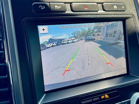 Used 2019 Ford Expedition Max XLT AWD/4WD image 23