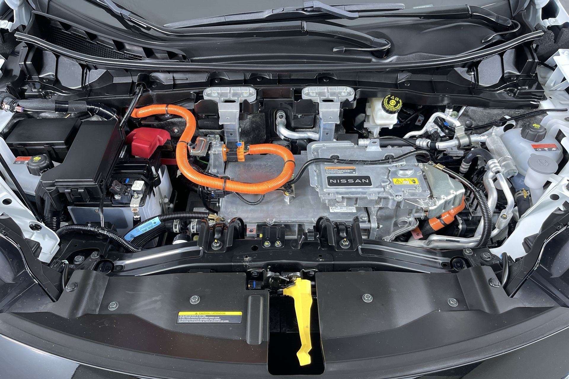 Certified 2024 Nissan Ariya AWD image 28