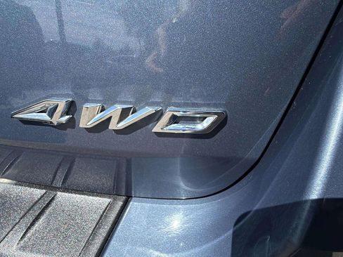 Used 2021 Ford Explorer XLT w/ Equipment Group 202A image 23