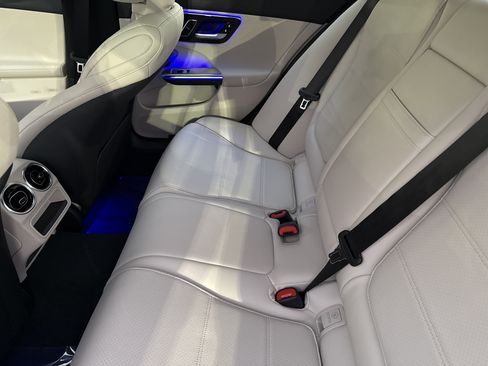 Certified 2025 Mercedes-Benz C 300 4MATIC Sedan image 33