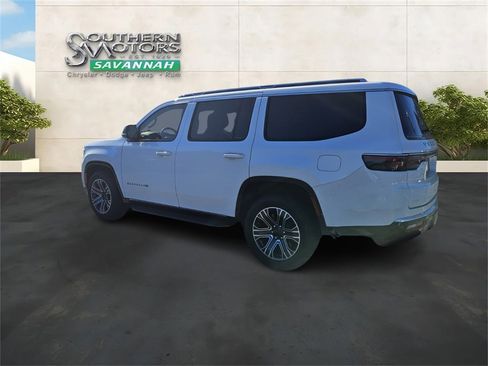 New 2024 Jeep Wagoneer 2WD w/ Premium Group I image 3