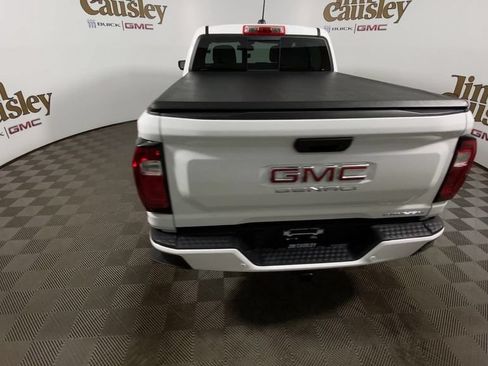 Used 2023 GMC Canyon Denali AWD/4WD image 7