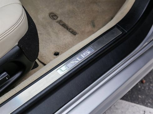 Used 2009 Lexus SC 430 Convertible image 23