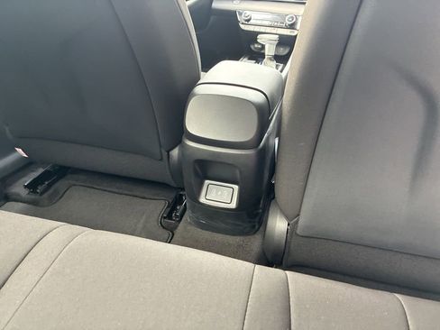 New 2026 Hyundai Elantra Hybrid FWD image 13
