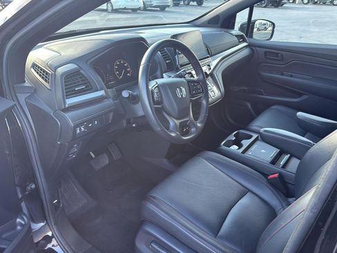 Certified 2025 Honda Odyssey Sport-L image 17