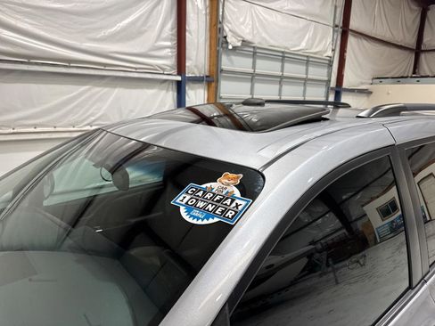 Used 2017 Toyota Sienna Limited FWD image 73