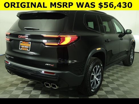 Used 2024 GMC Acadia AT4 w/ Super Cruise Package image 2