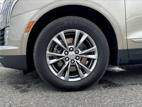 Used 2022 Cadillac XT5 Premium Luxury image 8