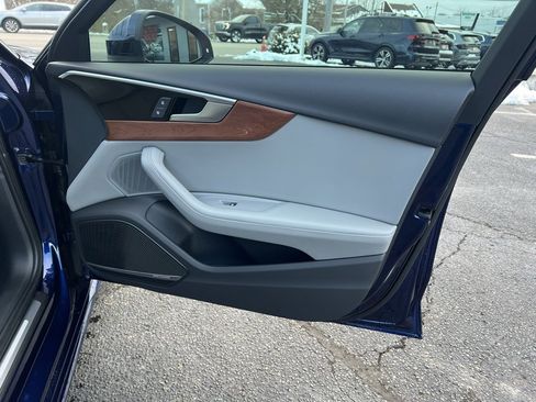 Used 2022 Audi A4 2.0T Premium Plus w/ Premium Plus Package image 28