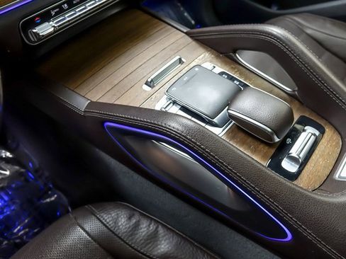 Used 2020 Mercedes-Benz GLS 450 4MATIC image 29