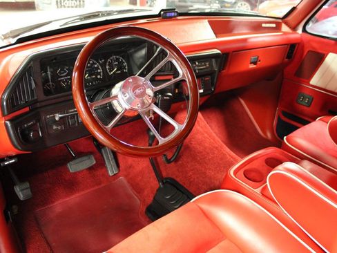 Used 1988 Ford Bronco AWD/4WD image 35
