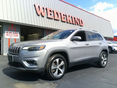 Used 2021 Jeep Cherokee Limited image 1