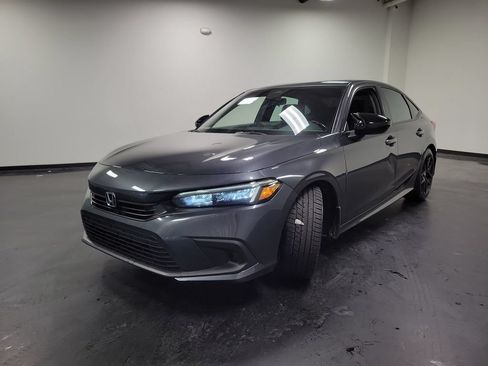Used 2022 Honda Civic Sport image 4