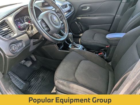 Used 2020 Jeep Renegade Altitude FWD image 13