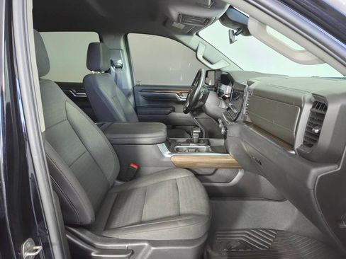 Used 2023 Chevrolet Silverado 1500 RST AWD/4WD image 31