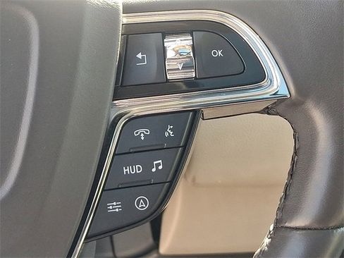 Certified 2024 Lincoln Navigator L Reserve image 23