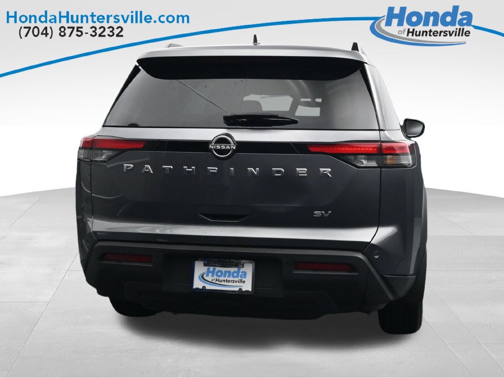 Used 2024 Nissan Pathfinder SV FWD image 7