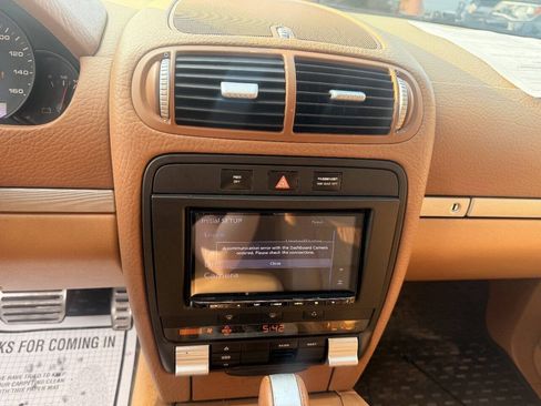 Used 2008 Porsche Cayenne AWD/4WD image 18