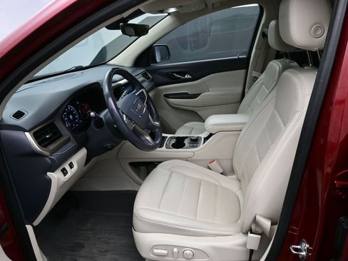 Used 2020 GMC Acadia Denali w/ Trailering Package image 17