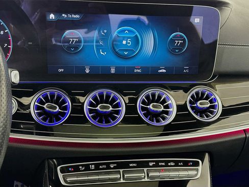 Used 2023 Mercedes-Benz E 450 4MATIC Coupe image 19