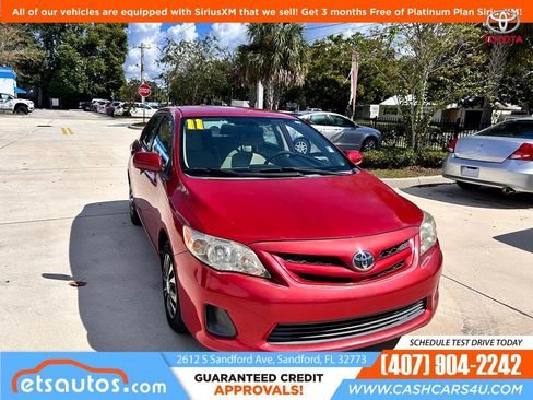 Used 2011 Toyota Corolla LE image 2