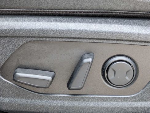 Used 2025 Kia Sportage EX FWD image 27