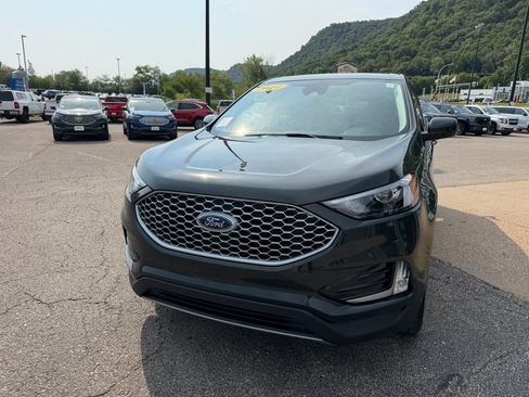 Used 2024 Ford Edge SEL w/ Convenience Package AWD/4WD image 2