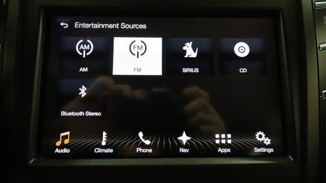 Used 2017 Lincoln MKC Select w/ Select Plus Package AWD/4WD image 16