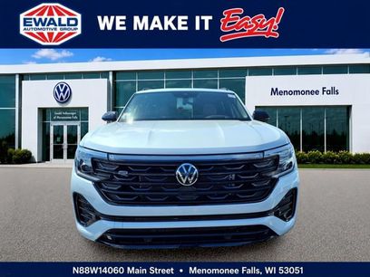 New 2026 Volkswagen Atlas Cross Sport SEL R-Line