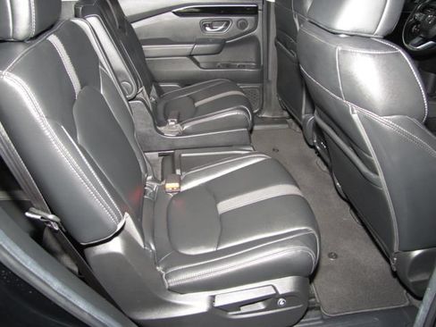 Certified 2024 Honda Pilot EX-L image 17