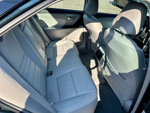 Used 2015 Toyota Camry XLE image 15