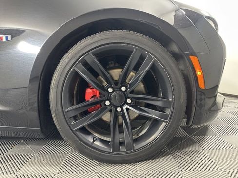 Used 2017 Chevrolet Camaro LT image 9