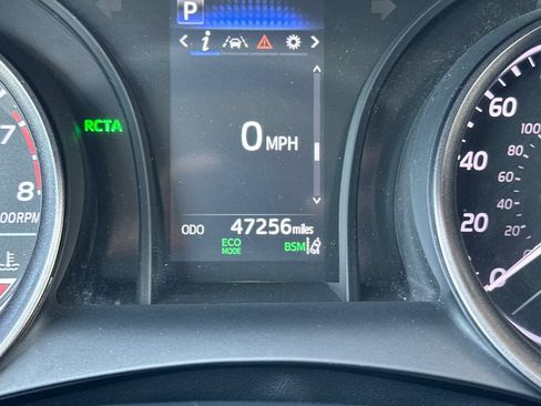 Used 2024 Toyota Camry SE w/ Convenience Package FWD image 28