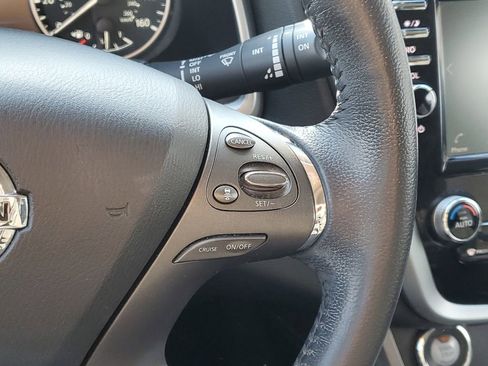 Used 2021 Nissan Murano SV image 15